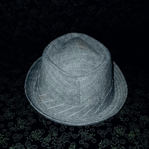 D & Y Gray Hat - Picture 3 of 5